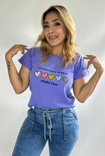 CAMISETA CORAZON LILA